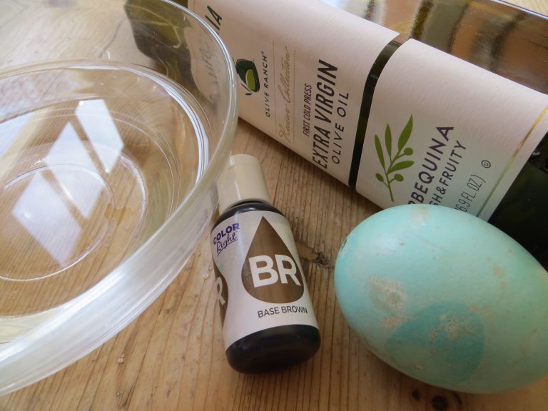 Olive Oil Egg Marbling and Epsom Salt Crystal Egg Geodes « The Kitchen